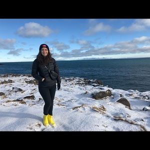 Meet your Posher, Deanna